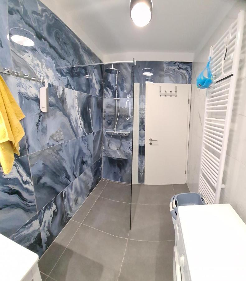 Villa Rosa With Yard And Children'S Playground Tar-Vabriga المظهر الخارجي الصورة