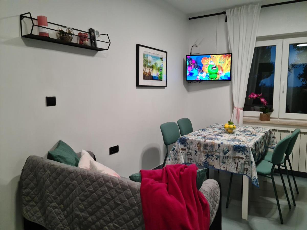 Villa Rosa With Yard And Children'S Playground Tar-Vabriga المظهر الخارجي الصورة