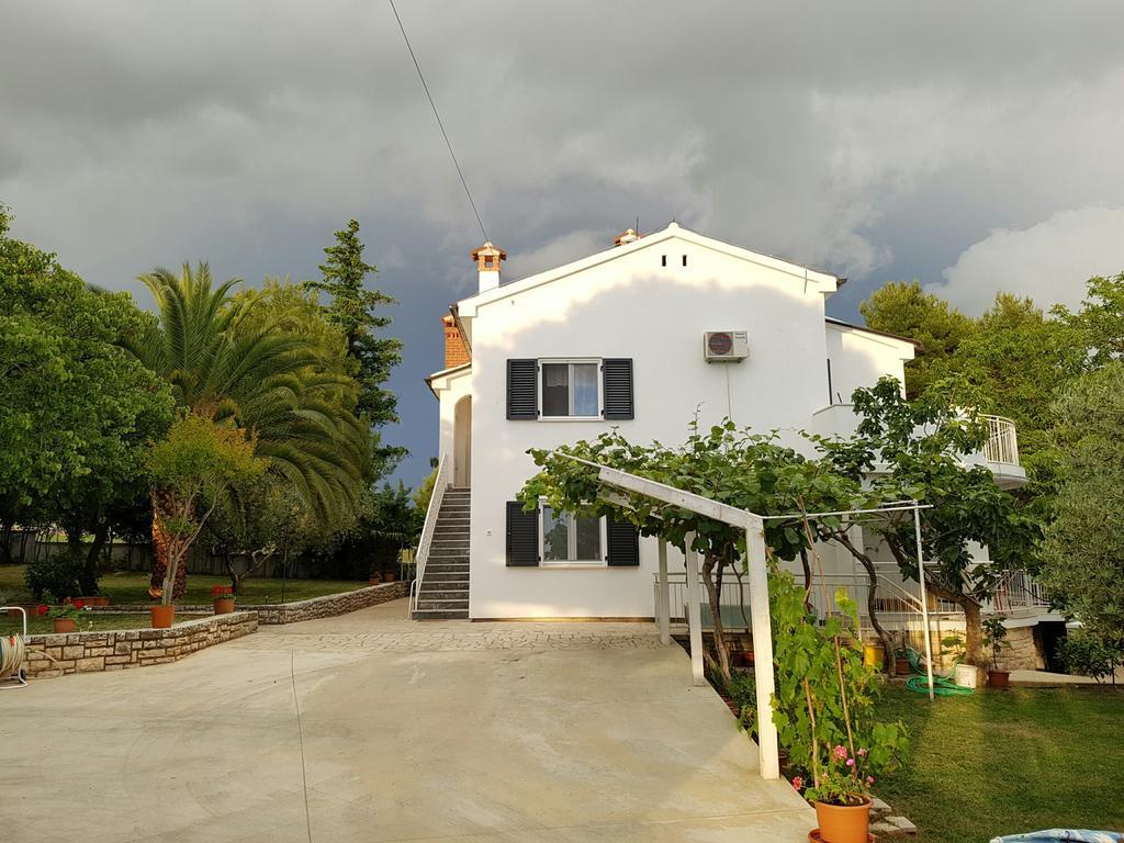 Villa Rosa With Yard And Children'S Playground Tar-Vabriga المظهر الخارجي الصورة