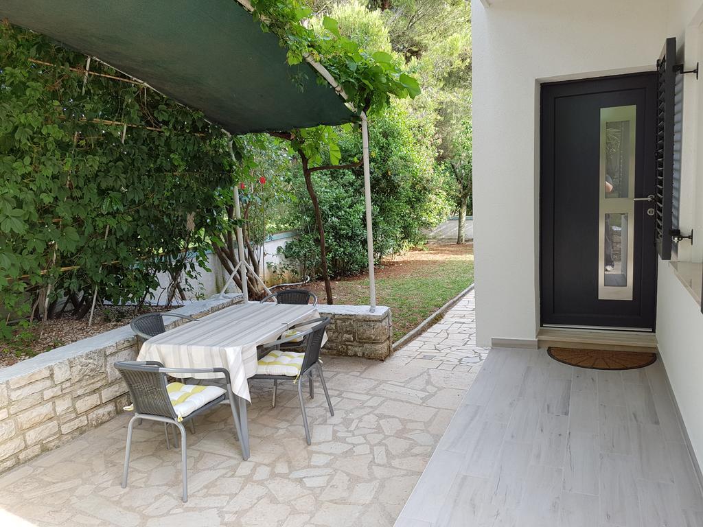 Villa Rosa With Yard And Children'S Playground Tar-Vabriga المظهر الخارجي الصورة