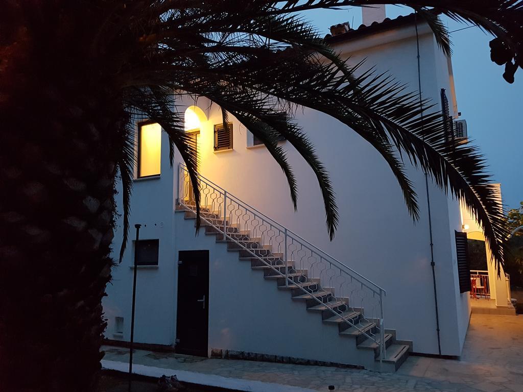 Villa Rosa With Yard And Children'S Playground Tar-Vabriga المظهر الخارجي الصورة