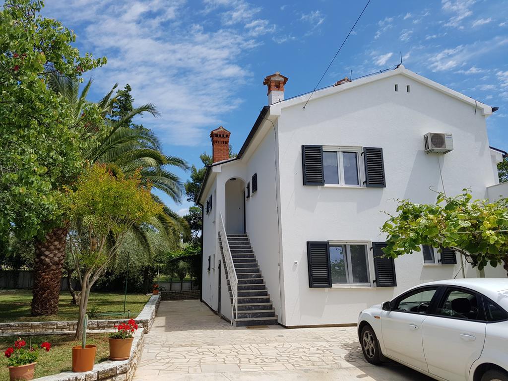 Villa Rosa With Yard And Children'S Playground Tar-Vabriga المظهر الخارجي الصورة