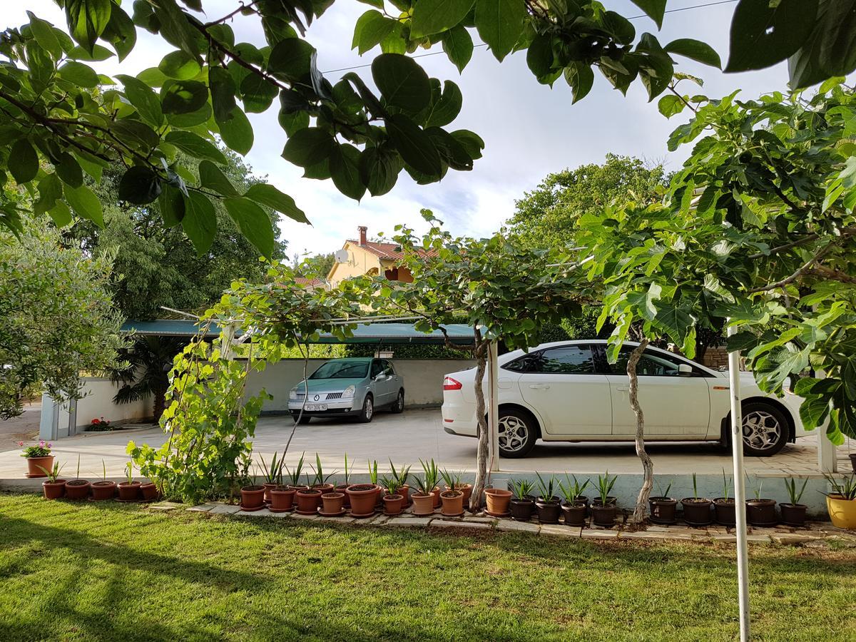 Villa Rosa With Yard And Children'S Playground Tar-Vabriga المظهر الخارجي الصورة